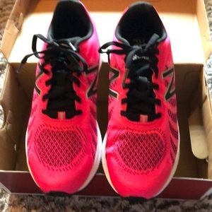 Big girls new balance shoes